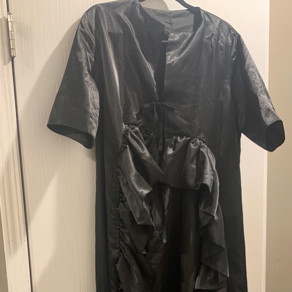 Ruffle Jacket - Picture 3 of 3